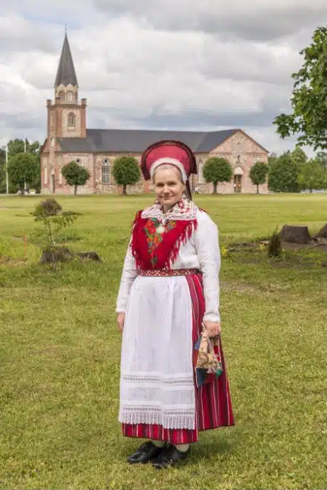 Tori naise rahvarõivad, 19. saj lõpp