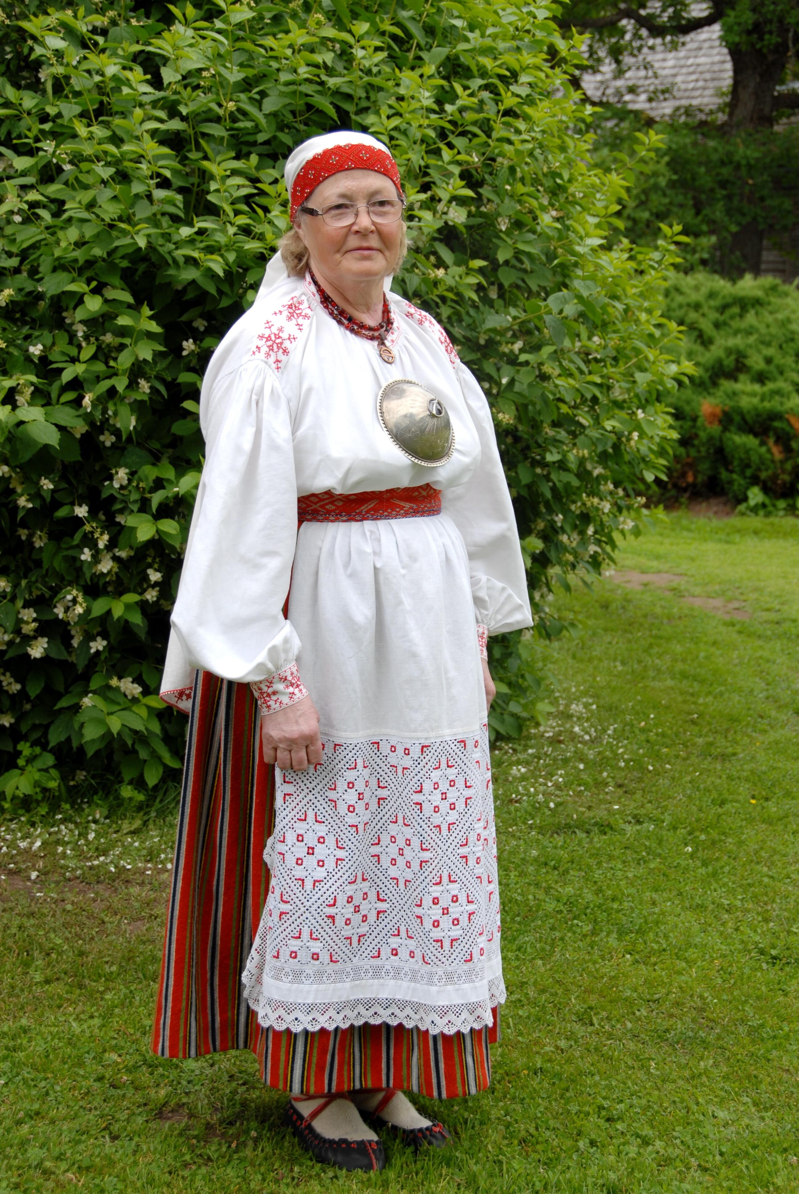 Tarvastu naise rahvarõivad, 19. saj II pool