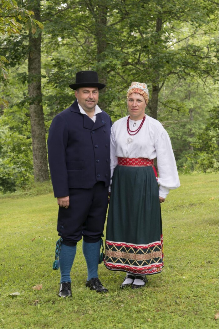 Põltsamaa mehe ja naise rahvarõivad
