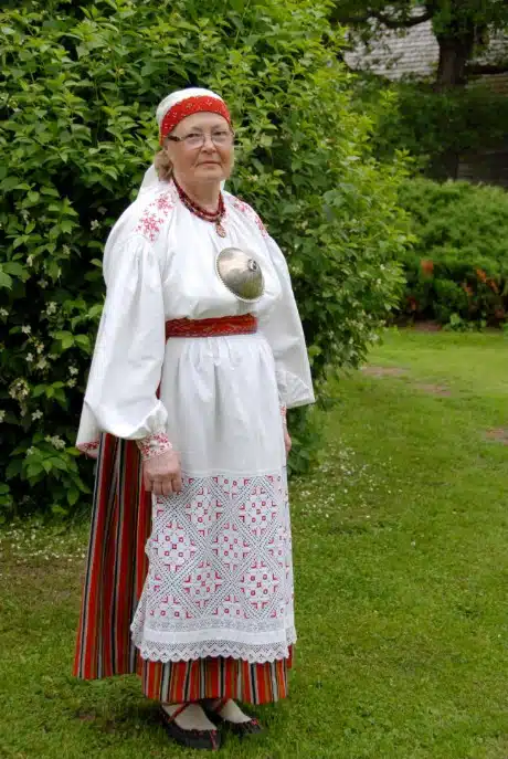 Tarvastu naise rahvarõivad, 19. saj II pool