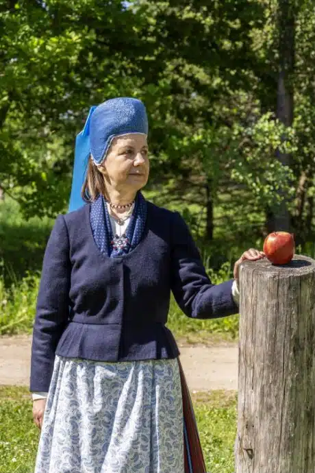 Harju-Madise naise rahvarõivad, 19. saj II pool