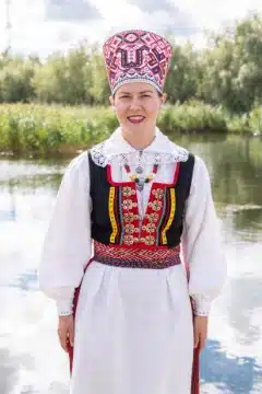 Mustjala naise rahvariided, 19. saj II pool