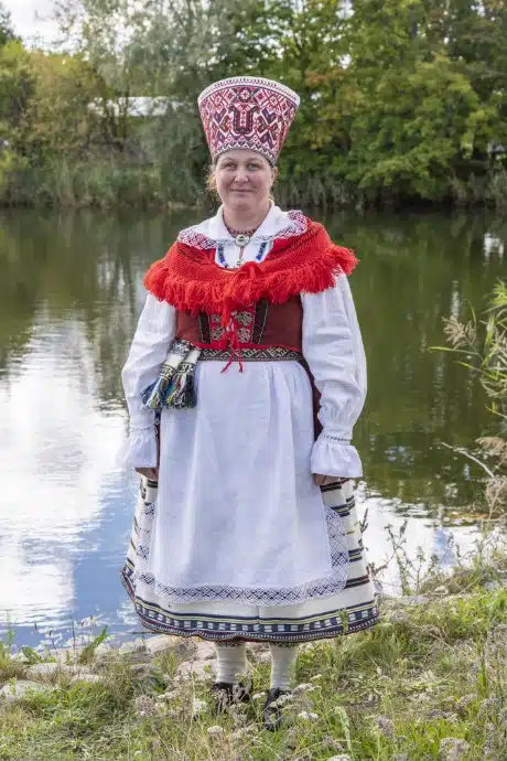 Mustjala naise rahvariided, 19. saj I pool