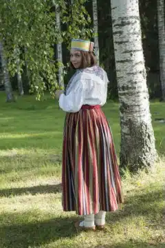 Vändra neiu rahvarõivad, 19. saj keskpaik