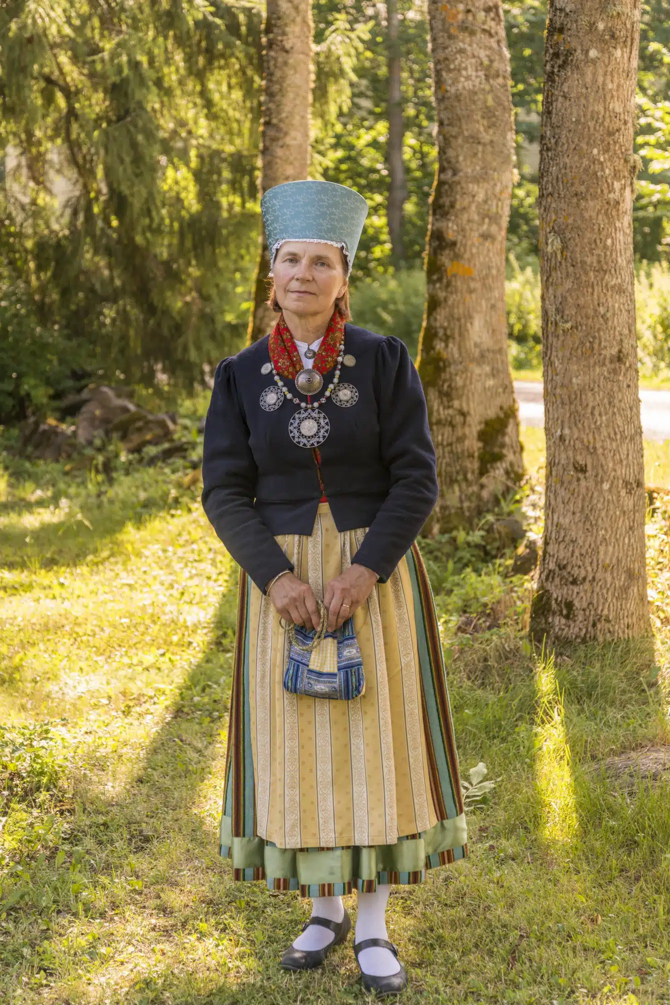 Kullamaa naise rahvarõivad, 19. saj keskpaik