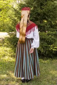 Kullamaa naise rahvarõivad, 19. saj keskpaik
