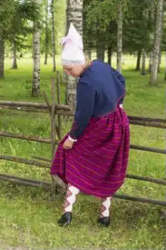 Saarde naise rahvarõivad, 19. saj lõpp