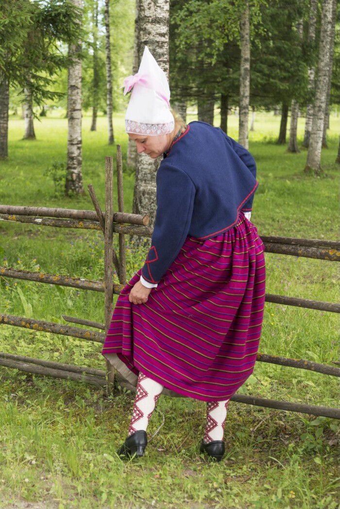 Saarde naise rahvarõivad, 19. saj lõpp