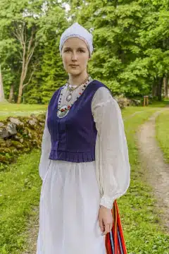 Äksi noore naise rahvarõivad, 19. saj II pool