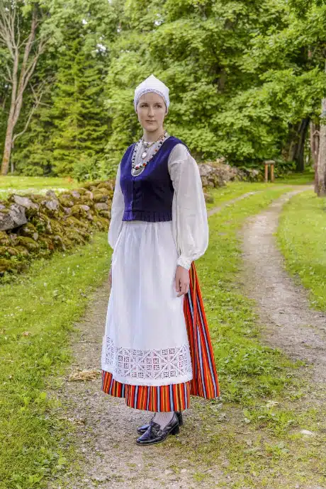 Äksi noore naise rahvarõivad, 19. saj II pool