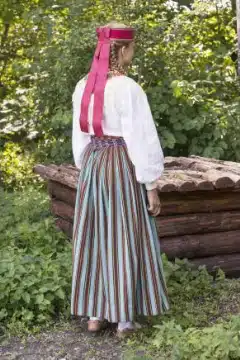Kullamaa neiu rahvarõivad, 19. saj keskpaik