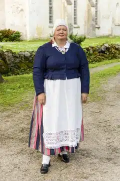 Laiuse naise rahvarõivad, 19. saj II pool