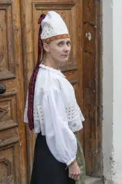 Harju-Jaani naise rahvarõivad