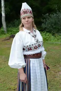 Iisaku naise rahvarõivad, 19. saj keskpaik