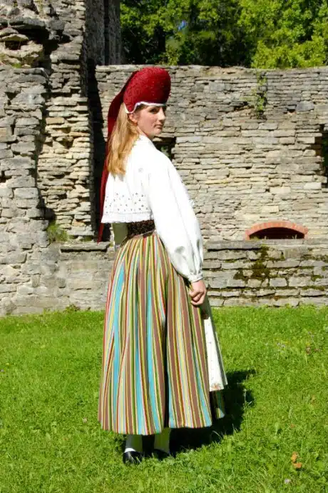 Järva-Madise naise rahvarõivad, 19. saj