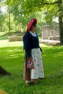 Koeru naise rahvarõivad, 19. saj II pool