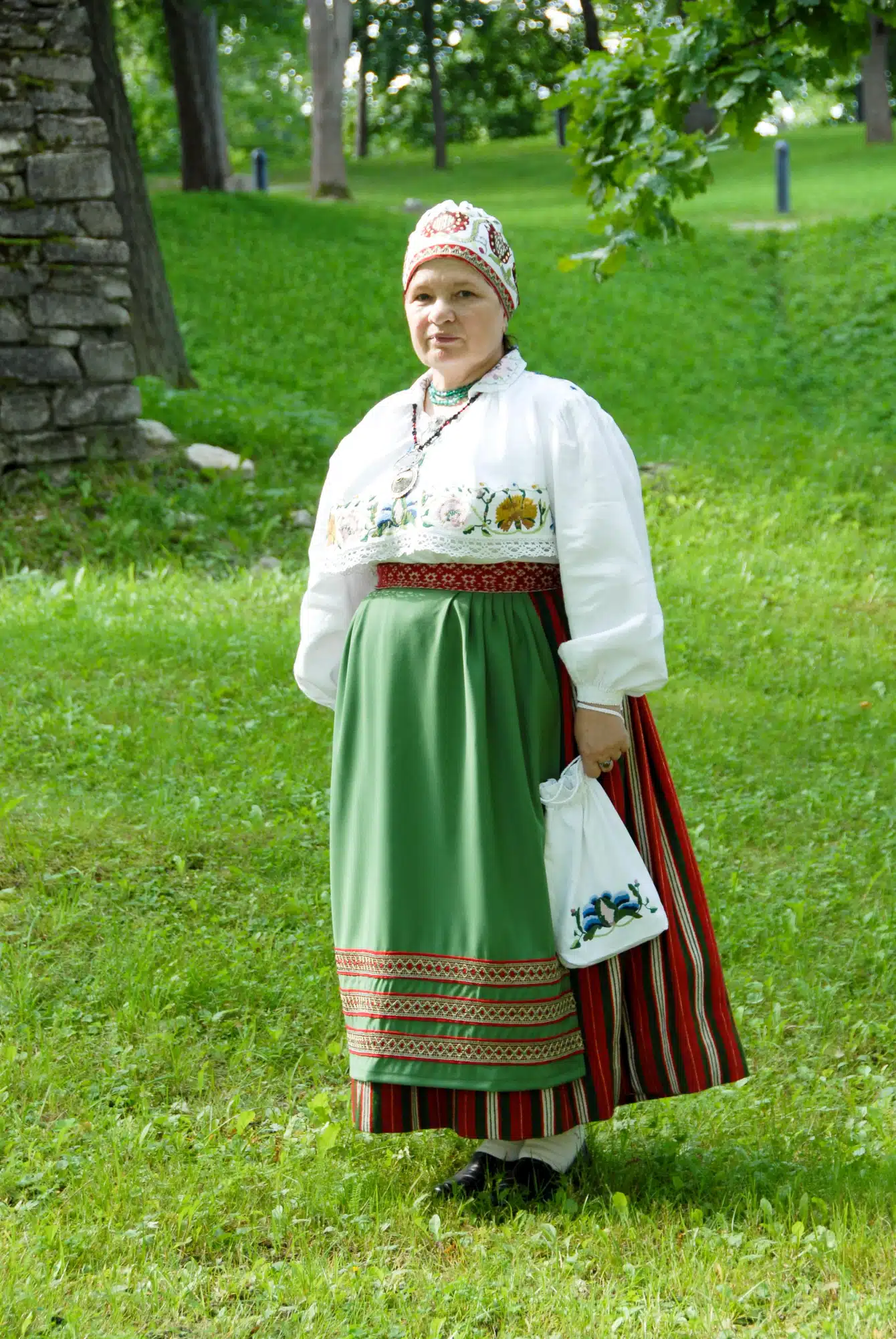 Paide naise rahvarõivad, 19. saj lõpp
