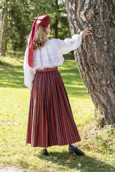 Rapla naise rahvarõivad 19. saj keskel