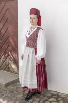 Jüri naise rahvarõivad, 19. saj II pool