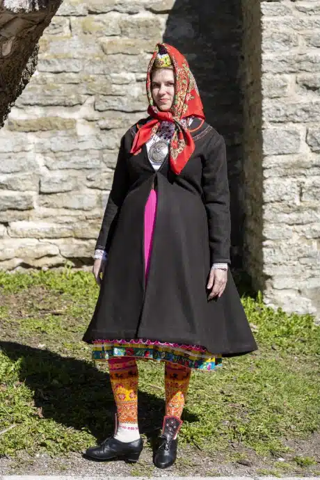 Muhu naise rahvarõivad, 20. saj I pool