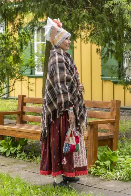 Audru naise rahvarõivad, 19. saj keskpaik