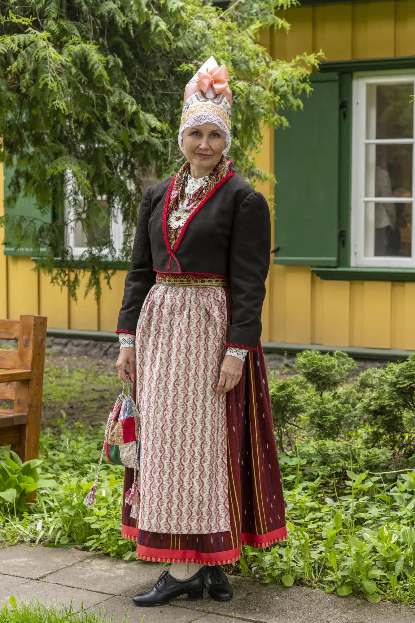 Audru naise rahvarõivad, 19. saj keskpaik