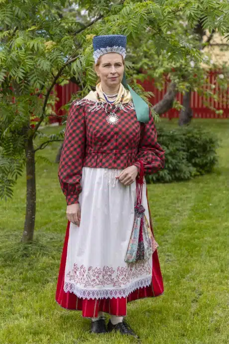 Mihkli naise rahvarõivad, 19. saj lõpp