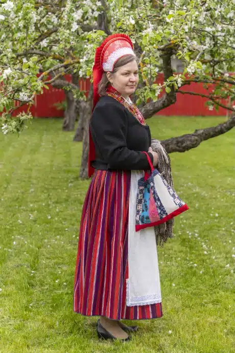 Tori naise rahvarõivad, 19. saj II pool