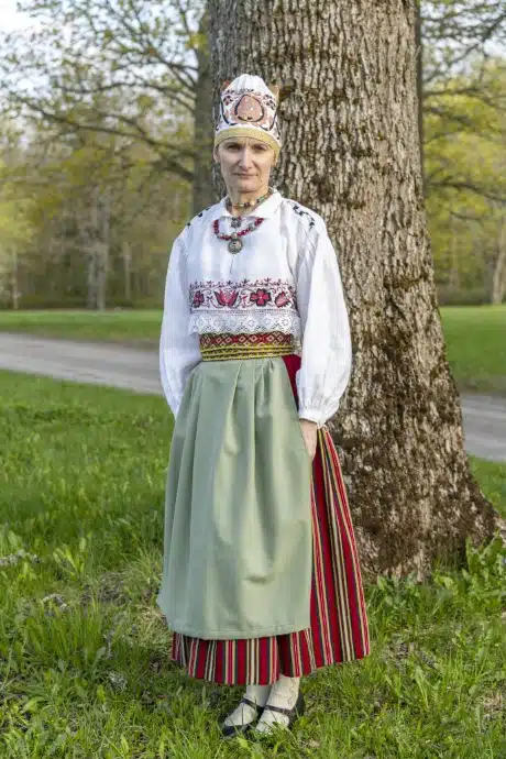 Ambla naise rahvarõivad, 19. saj II pool