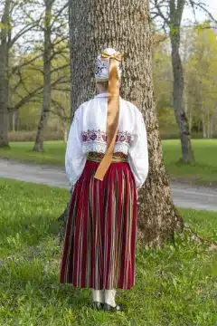 Ambla naise rahvarõivad, 19. saj II pool
