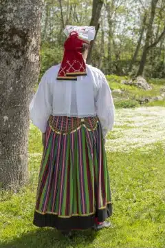 Reigi naise rahvarõivad, 19. saj lõpp