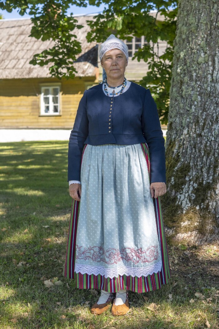 Suure-Jaani naise rahvarõivad, 19. saj II pool