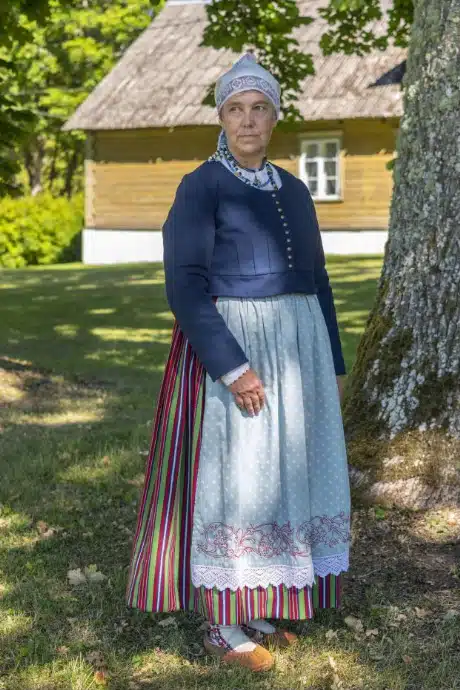 Suure-Jaani naise rahvarõivad, 19. saj II pool