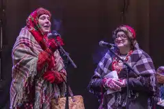 Eesti Rahvakunsti ja Käsitöö Liidu juht Liina Veskimägi-Iliste ja MTÜ Rahvarõivas juht Anu Randmaa