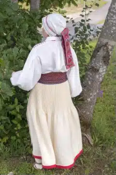 Hargla naise rahvarõivad, 19. saj I pool
