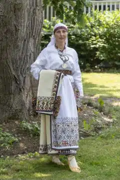 Paistu naise rahvarõivad, 18. saj