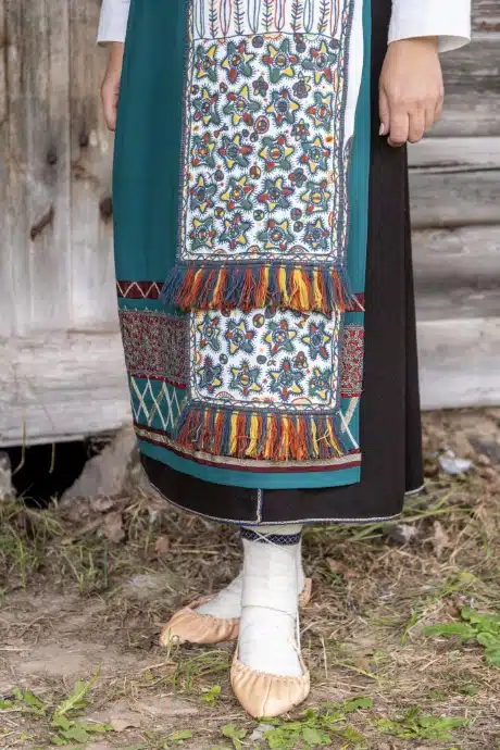 Halliste naise rahvarõivad, 19. saj I pool