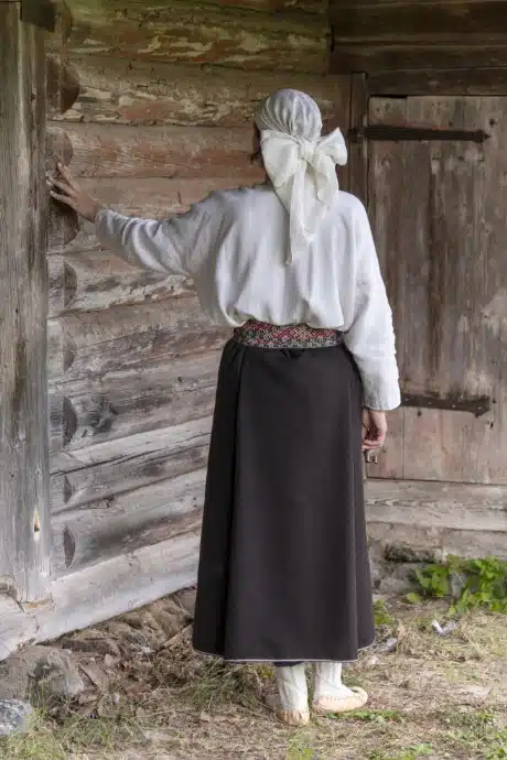 Halliste naise rahvarõivad, 19. saj I pool