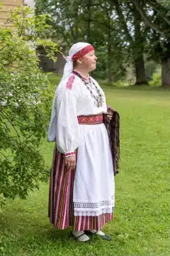 Paistu naise rahvarõivad, 19. saj keskpaik