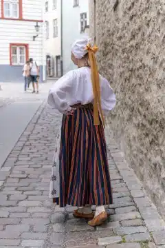 Tartu-Maarja naise rahvarõivad, 19. saj keskpaik