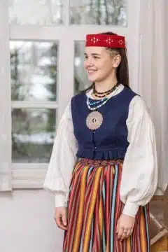 Laiuse neiu rahvarõivad, 19. saj keskpaik