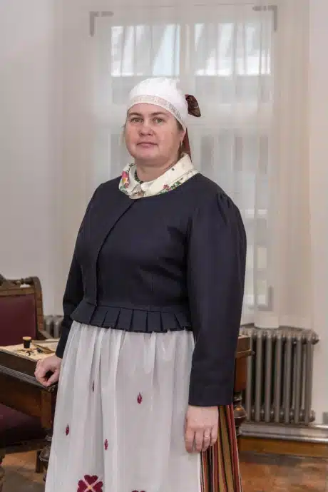 Torma naise rahvarõivad, 19. saj I pool