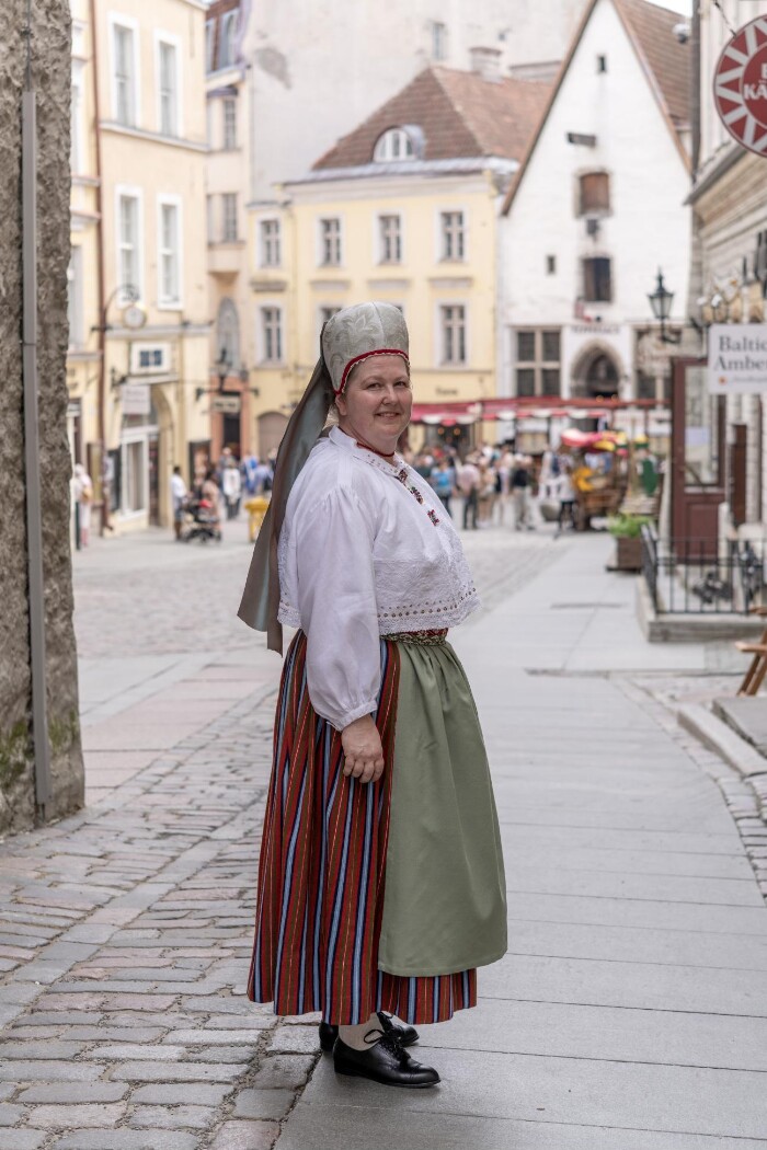Keila naise rahvarõivad, 19. saj