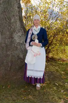 Kanepi naise rahvarõivad