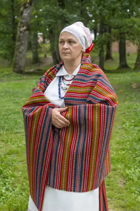 Viljandi naise rahvarõivad, 19. saj keskpaik