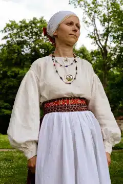 Kursi naise rahvarõivad, 19. saj II pool