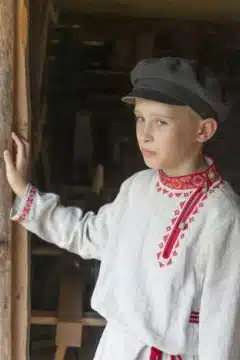Seto poisi rahvarõivad