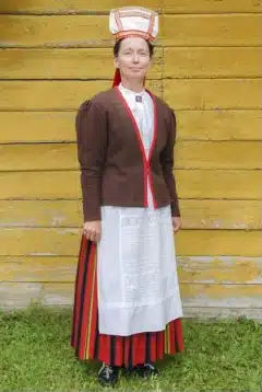 Emmaste naise rahvarõivad, 19 saj II pool