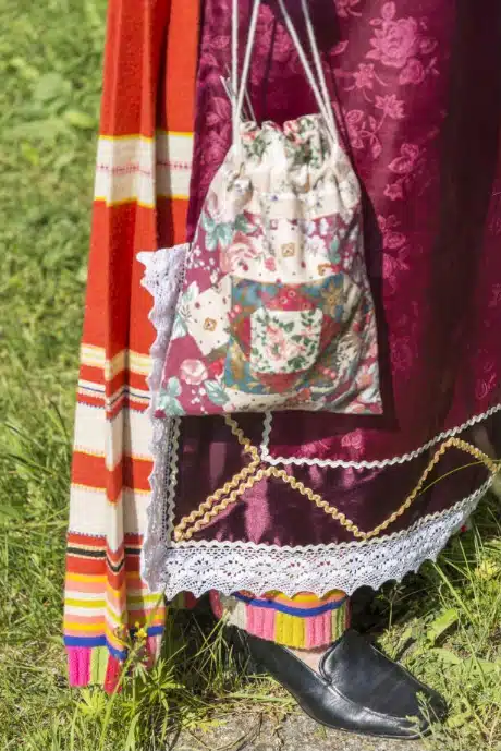 Jämaja naise rahvariided, 20. saj. algus