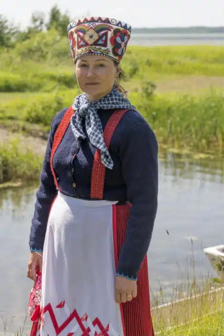 Kärla naise rahvariided, 19. sajand